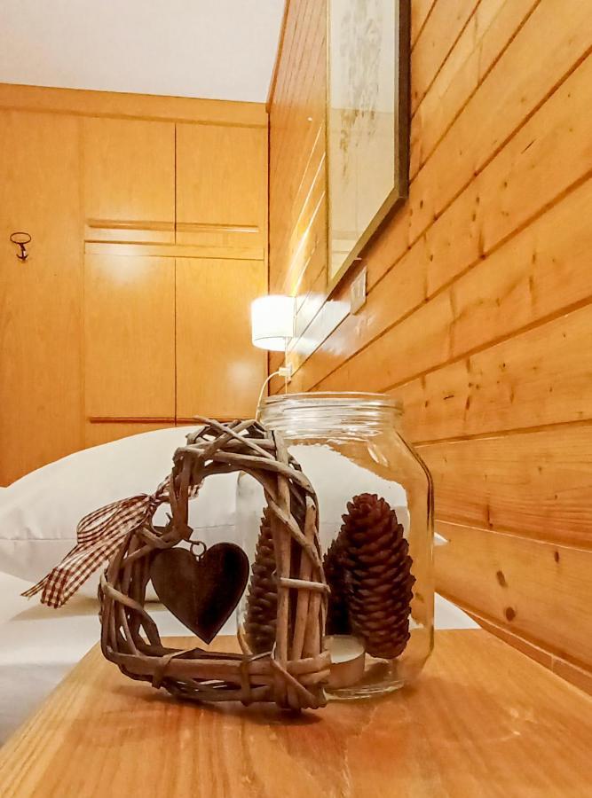 カヴァレーゼLa Tana - Agenzia Dolomiti Affittiアパートメント エクステリア 写真