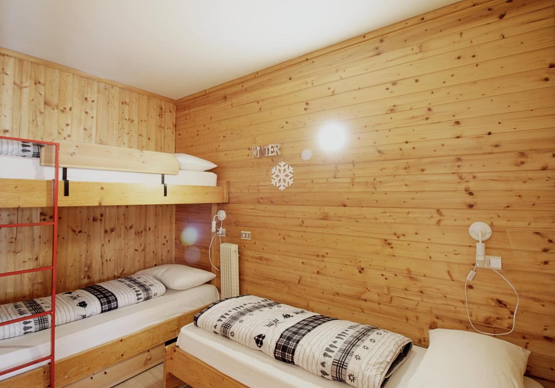 カヴァレーゼLa Tana - Agenzia Dolomiti Affittiアパートメント エクステリア 写真